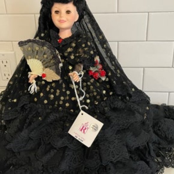 Royal House of Dolls “Barcelona” - Picture 1 of 1